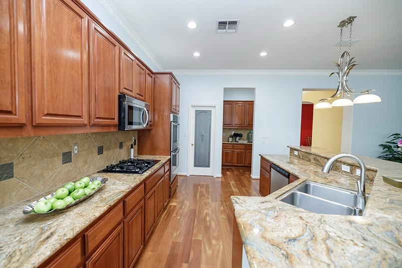 2001 Dayton Ave, Modesto, CA 95356