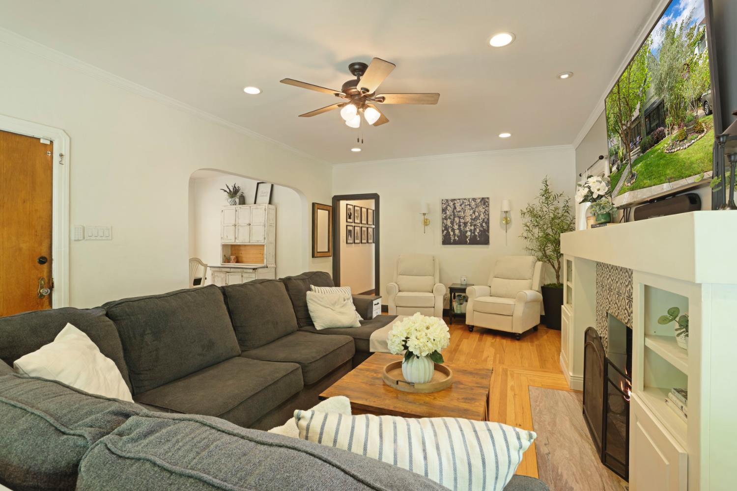 515 Myrtle Ave, Modesto, CA 95350