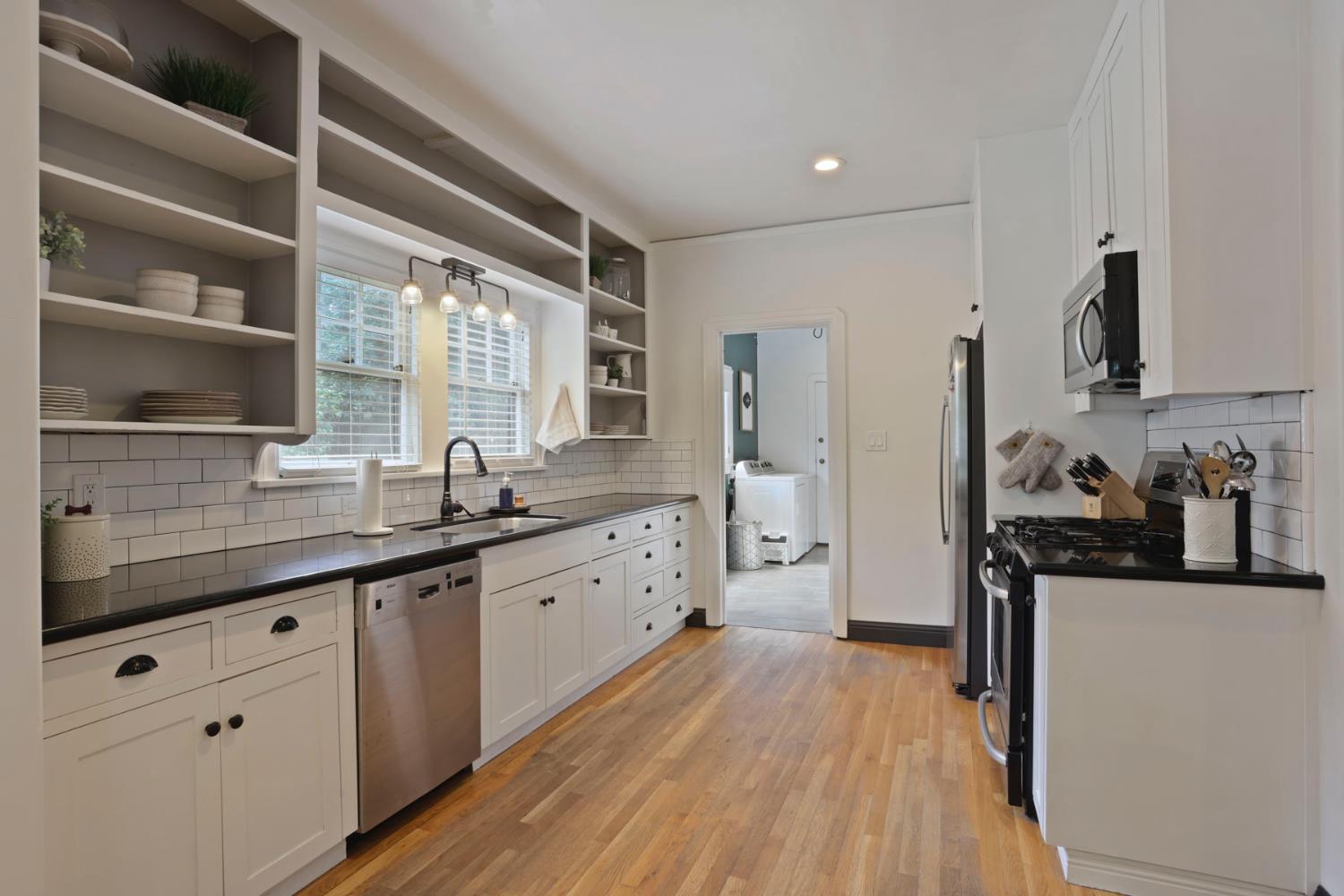 515 Myrtle Ave, Modesto, CA 95350