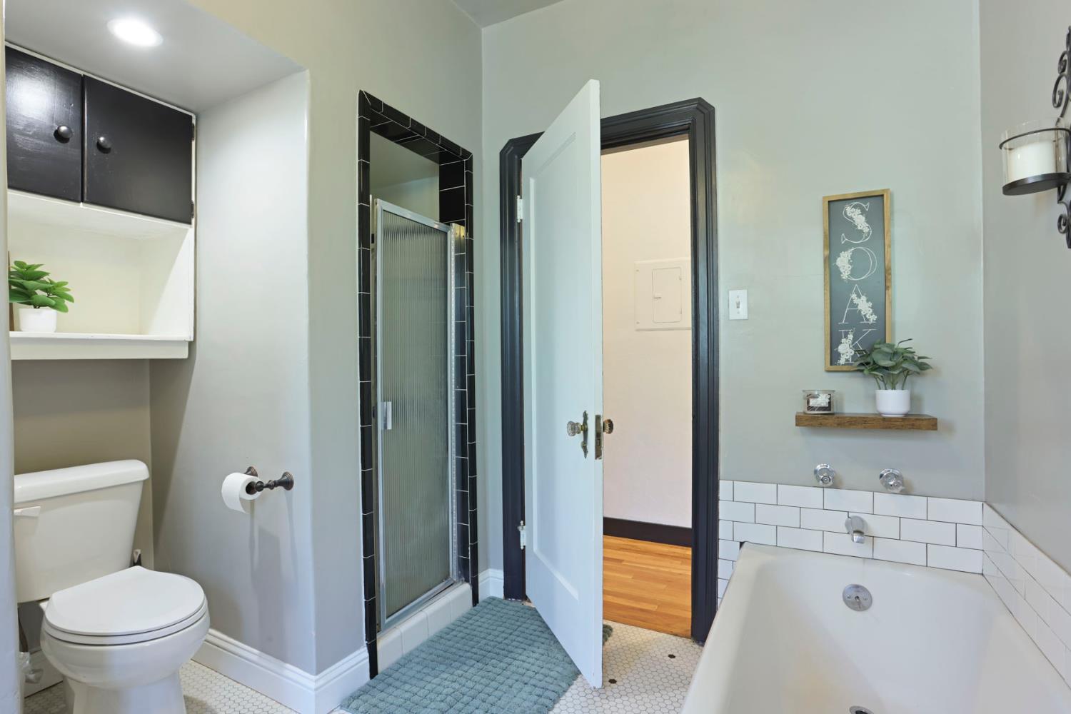 515 Myrtle Ave, Modesto, CA 95350