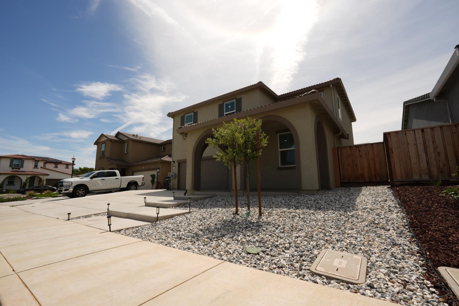 2104 Kimes Ranch Rd, Patterson, CA 95363