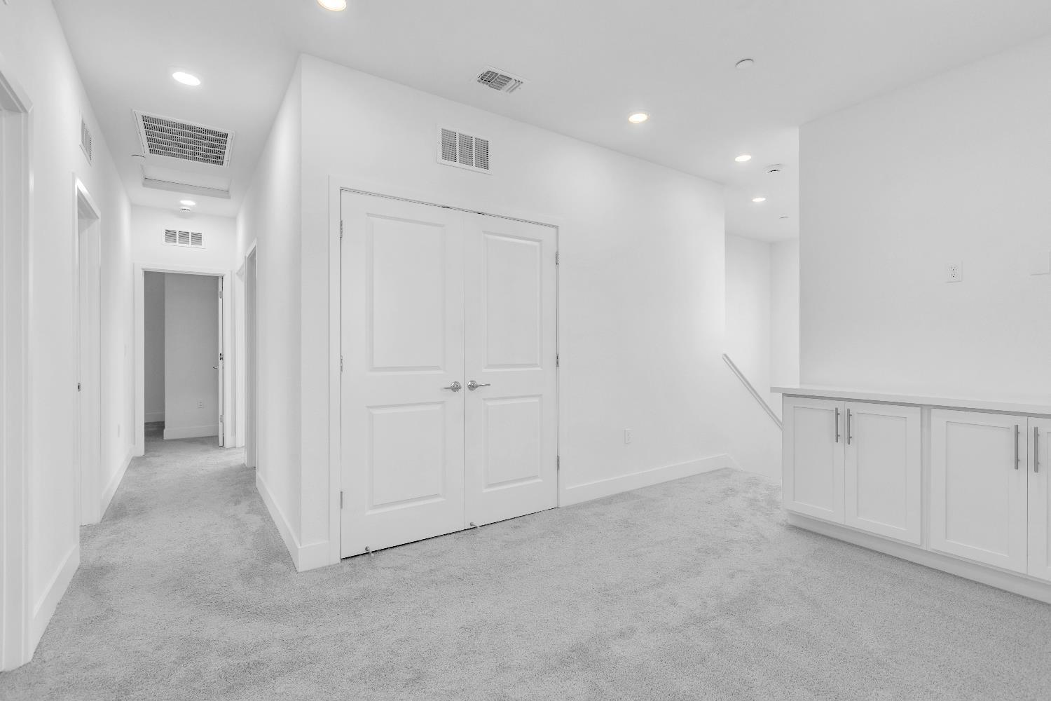 2104 Kimes Ranch Rd, Patterson, CA 95363