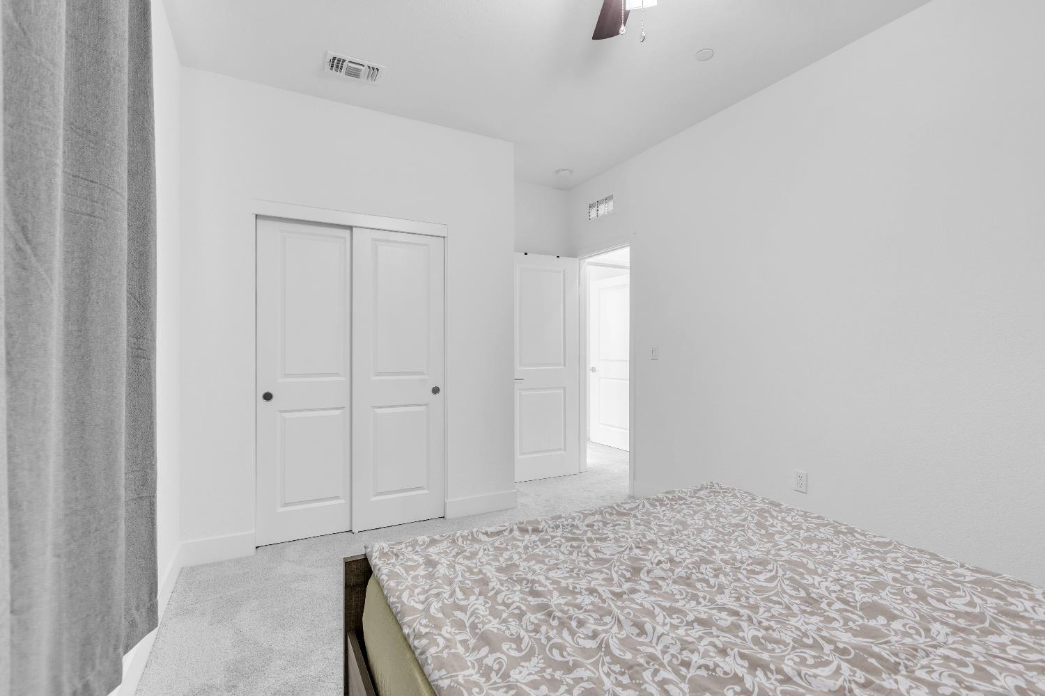 2104 Kimes Ranch Rd, Patterson, CA 95363