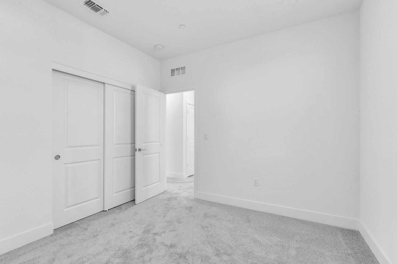 2104 Kimes Ranch Rd, Patterson, CA 95363