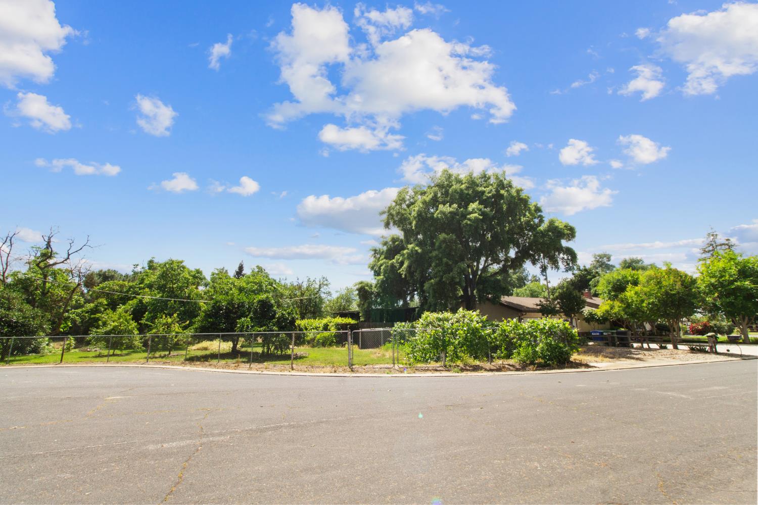 9119 Georgia Ln, Modesto, CA 95357