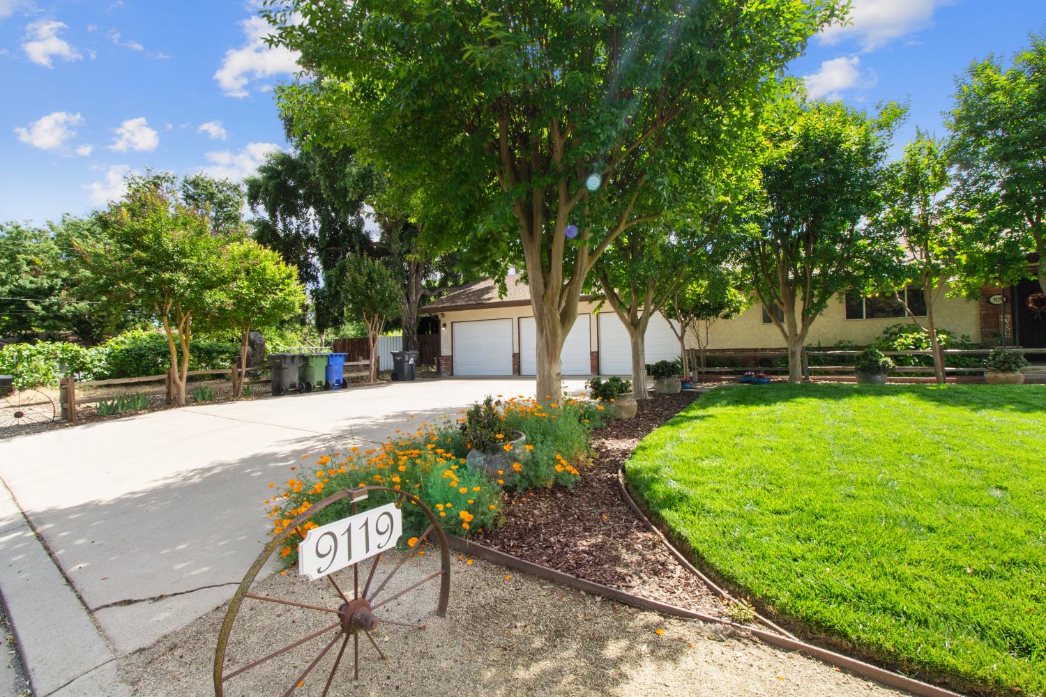 9119 Georgia Ln, Modesto, CA 95357