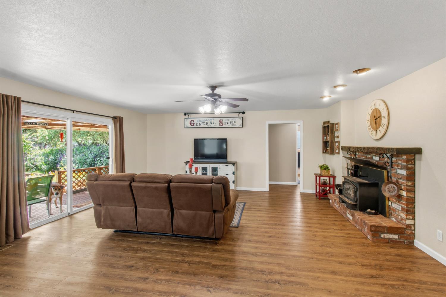 9119 Georgia Ln, Modesto, CA 95357