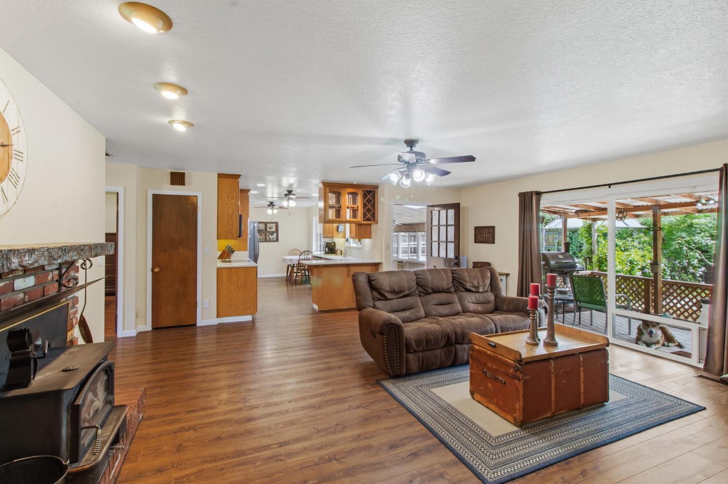 9119 Georgia Ln, Modesto, CA 95357