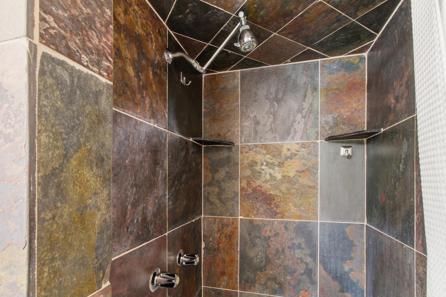 9119 Georgia Ln, Modesto, CA 95357