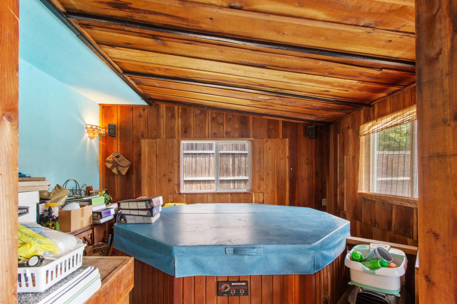 9119 Georgia Ln, Modesto, CA 95357