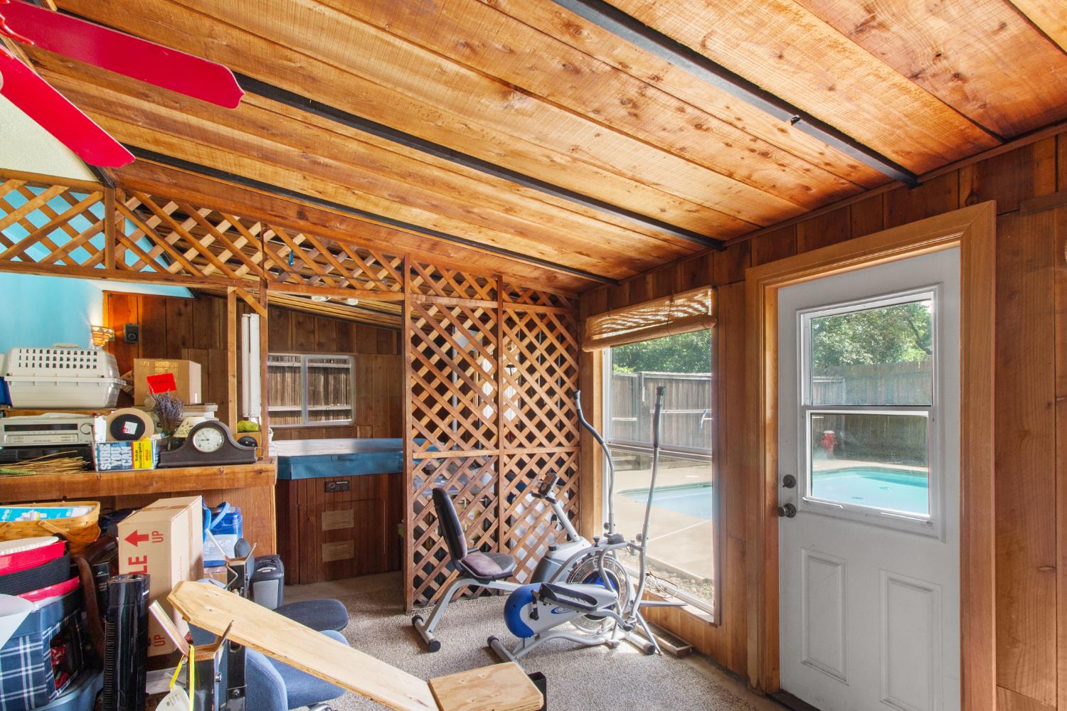 9119 Georgia Ln, Modesto, CA 95357