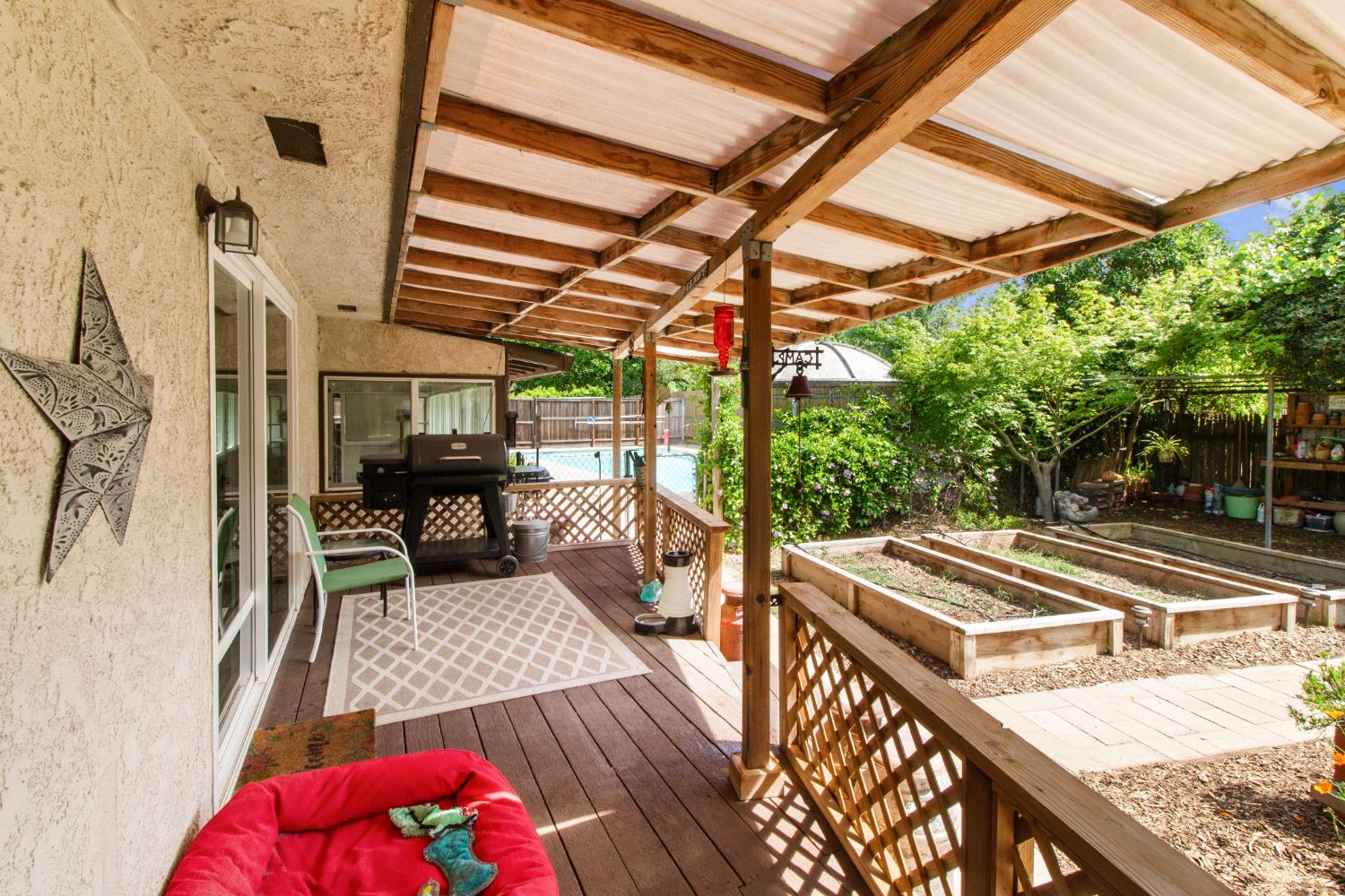 9119 Georgia Ln, Modesto, CA 95357