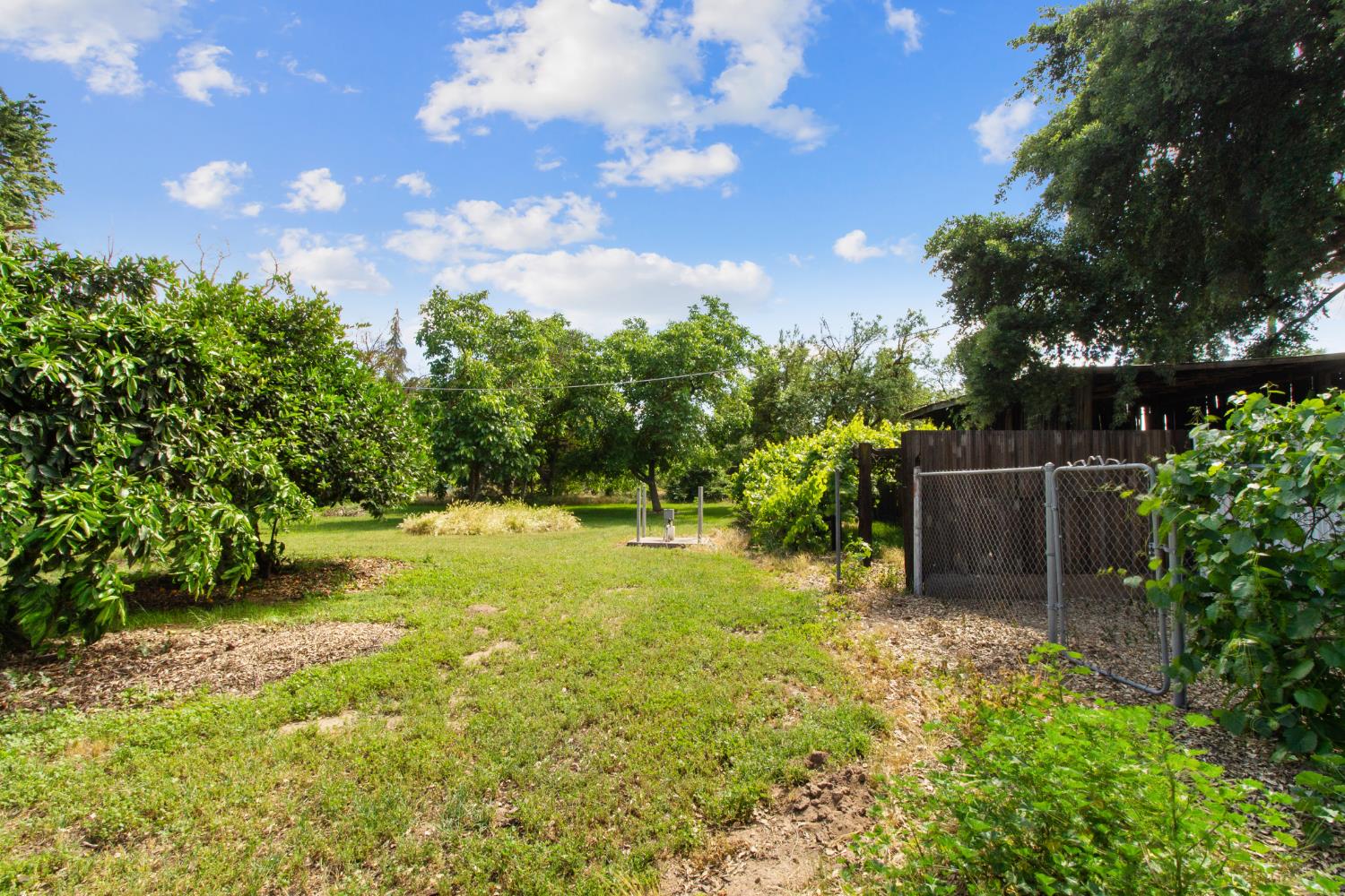 9119 Georgia Ln, Modesto, CA 95357