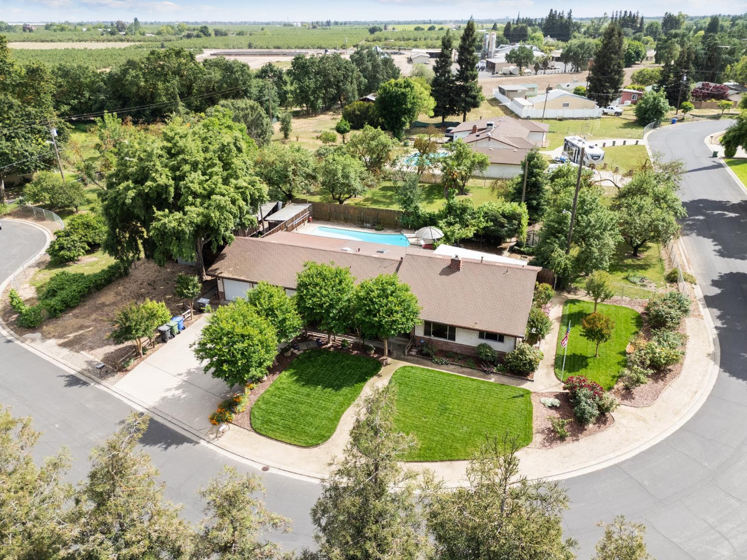9119 Georgia Ln, Modesto, CA 95357