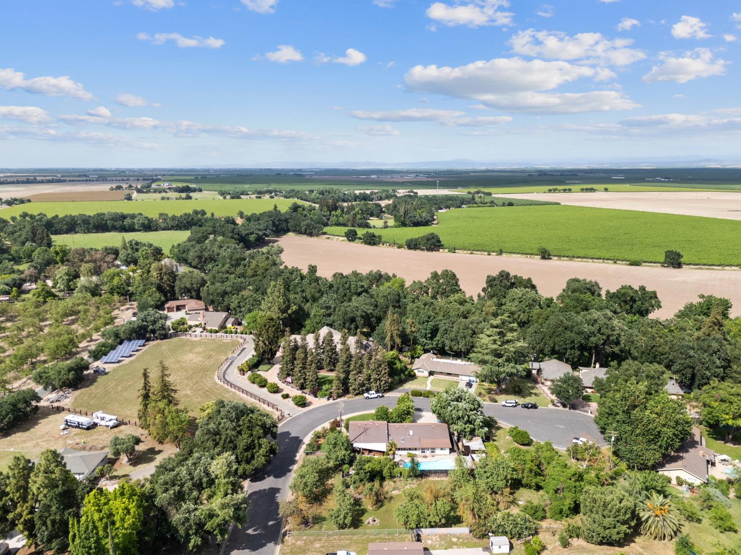 9119 Georgia Ln, Modesto, CA 95357