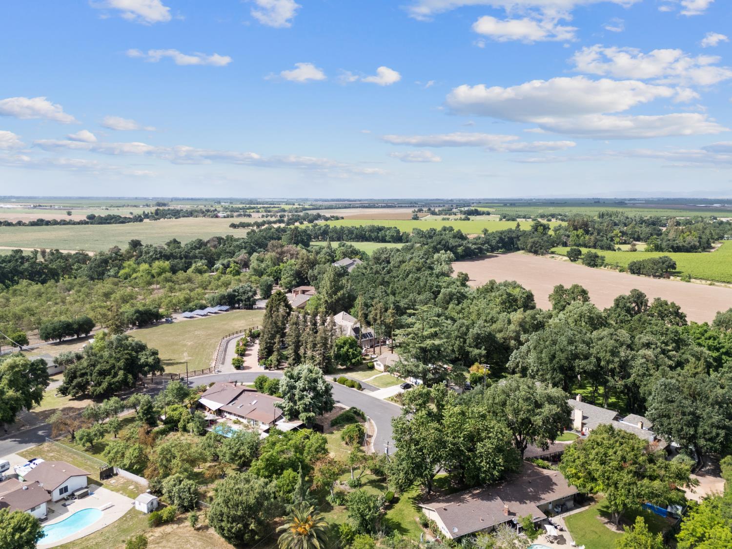 9119 Georgia Ln, Modesto, CA 95357