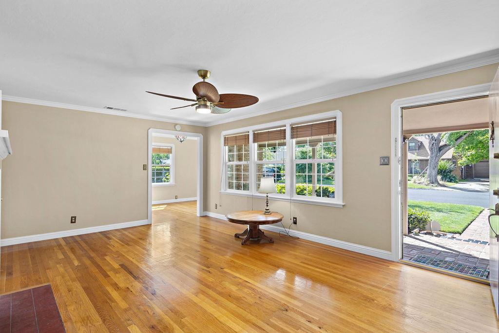 1027 Yale Ave, Modesto, CA 95350