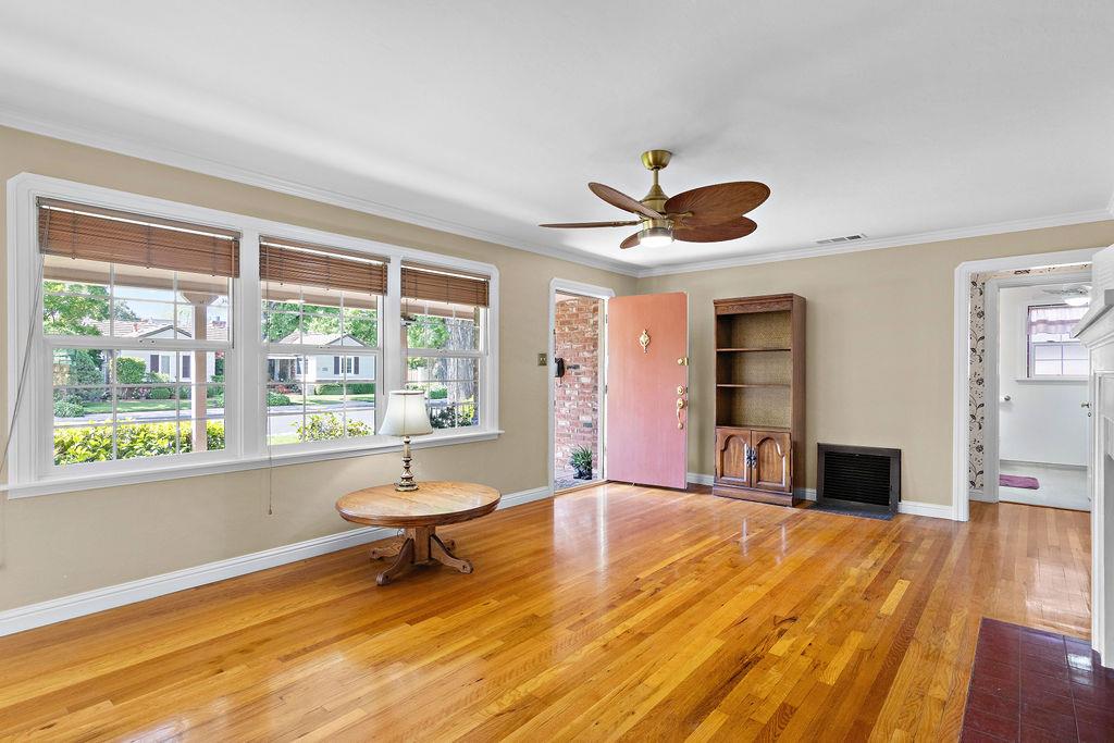 1027 Yale Ave, Modesto, CA 95350