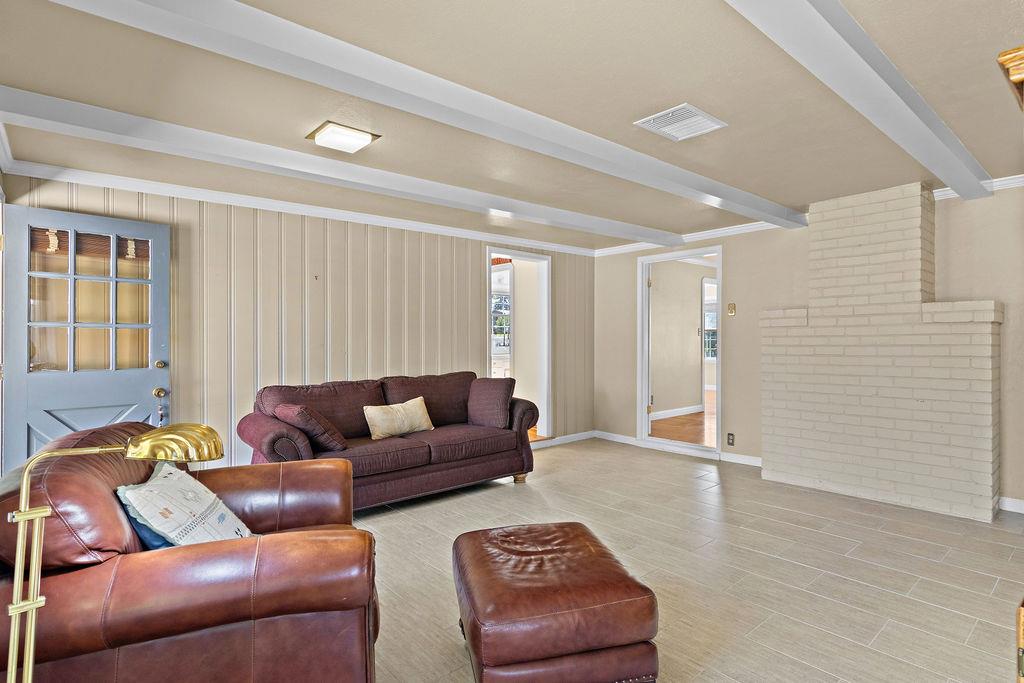 1027 Yale Ave, Modesto, CA 95350