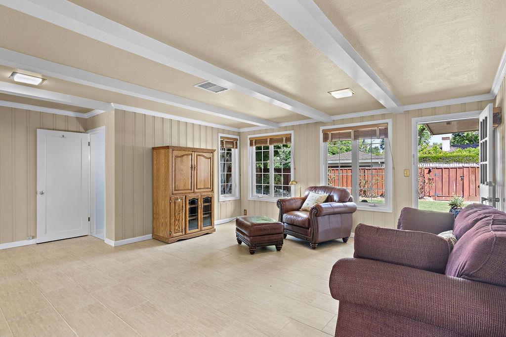 1027 Yale Ave, Modesto, CA 95350