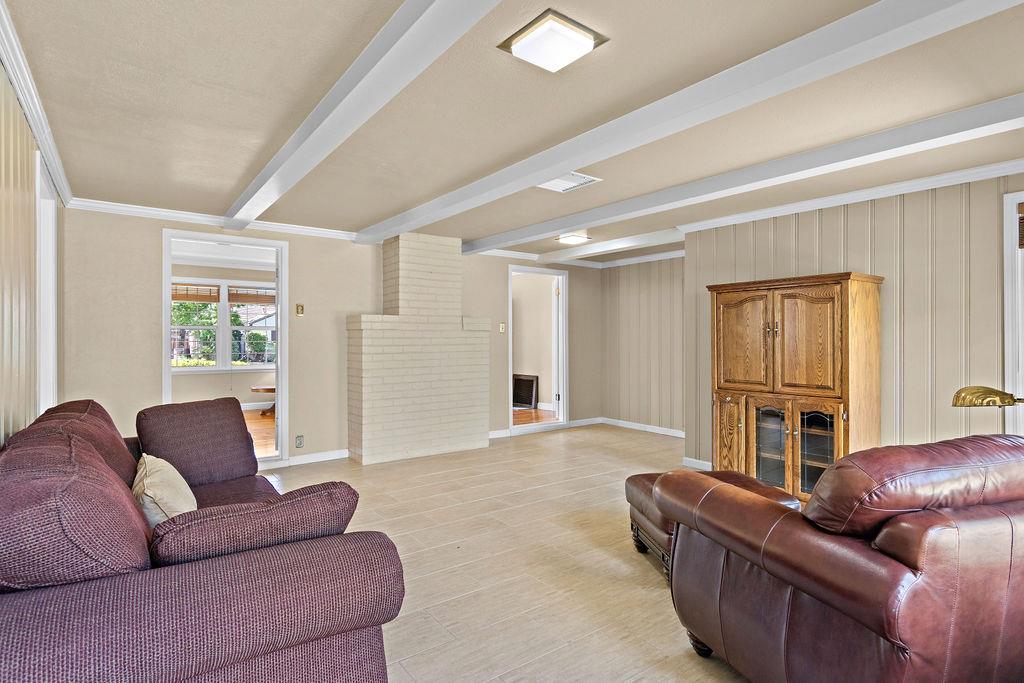 1027 Yale Ave, Modesto, CA 95350