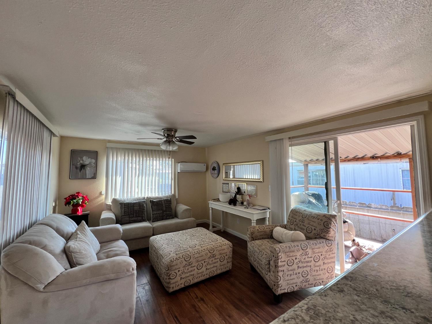 5061 Nunes Rd #25, Turlock, CA 95382