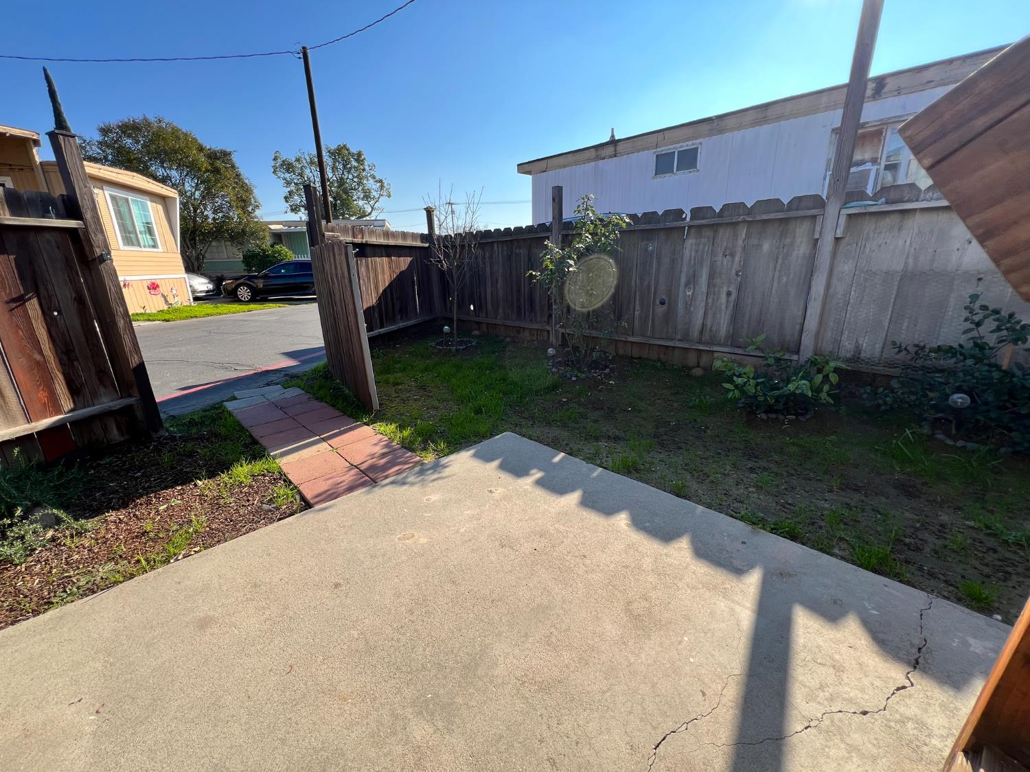 5061 Nunes Rd #25, Turlock, CA 95382