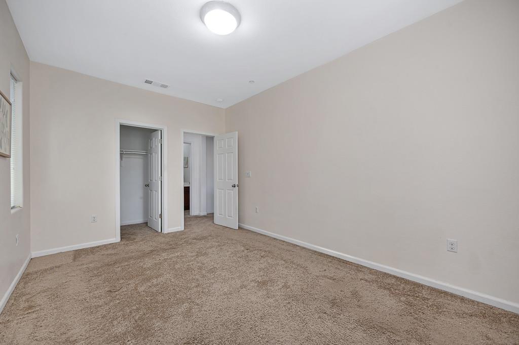 21109 Varietal Ct, Patterson, CA 95363