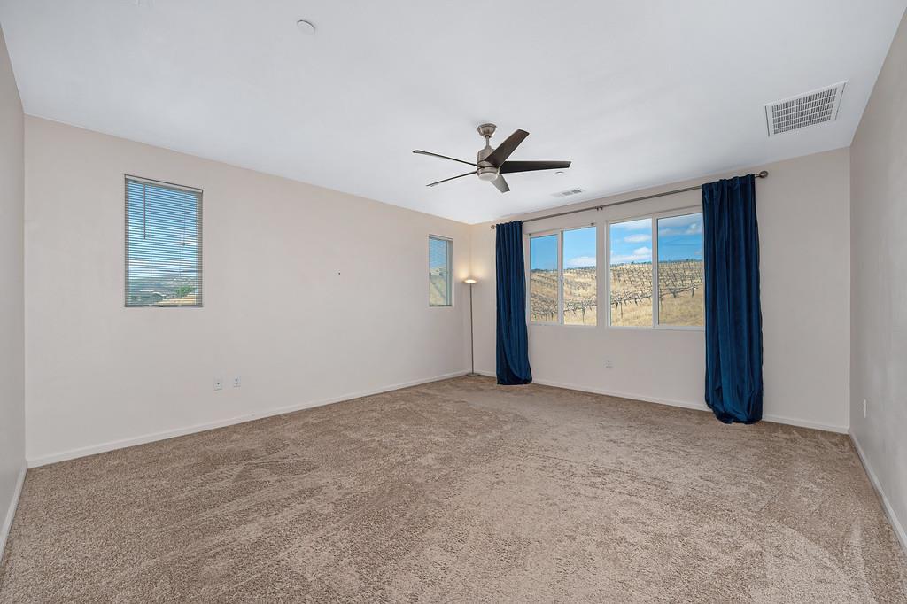 21109 Varietal Ct, Patterson, CA 95363