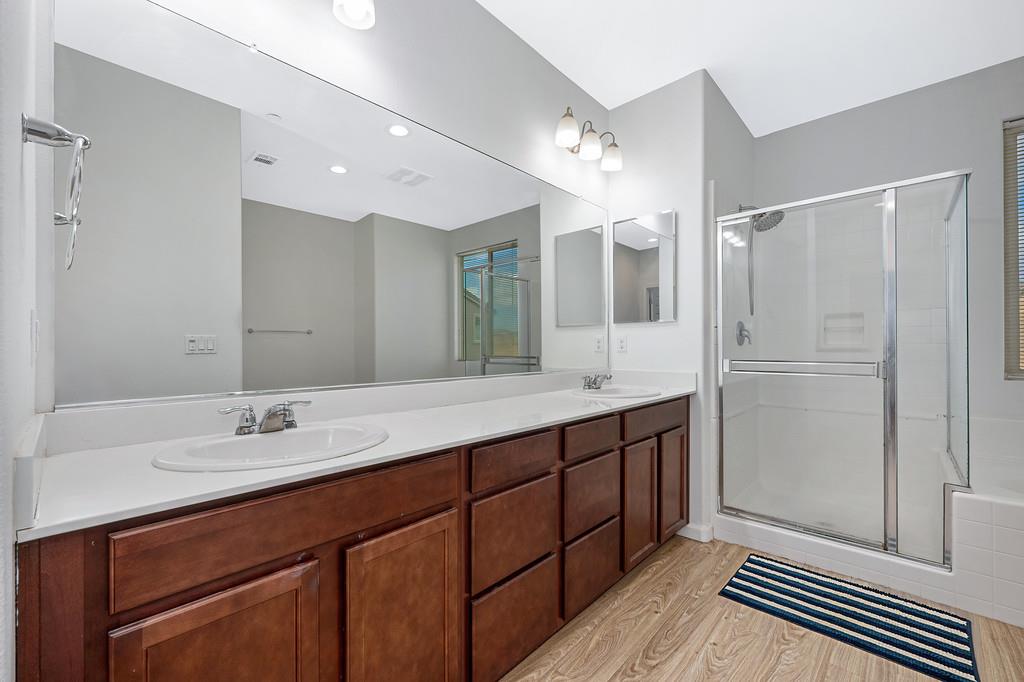 21109 Varietal Ct, Patterson, CA 95363