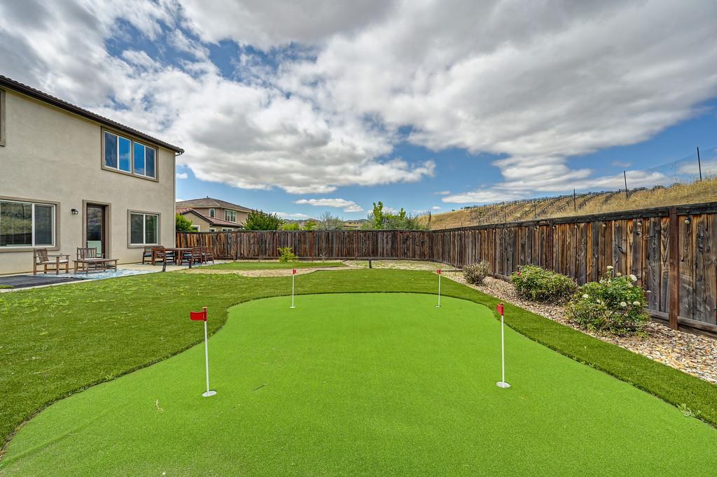 21109 Varietal Ct, Patterson, CA 95363