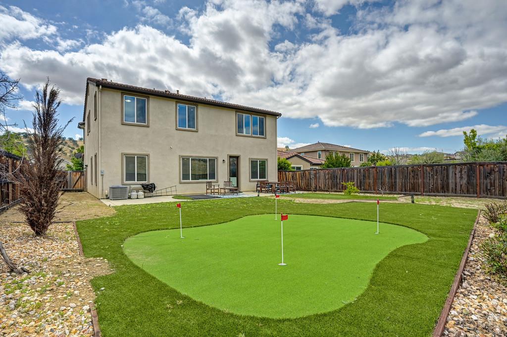 21109 Varietal Ct, Patterson, CA 95363