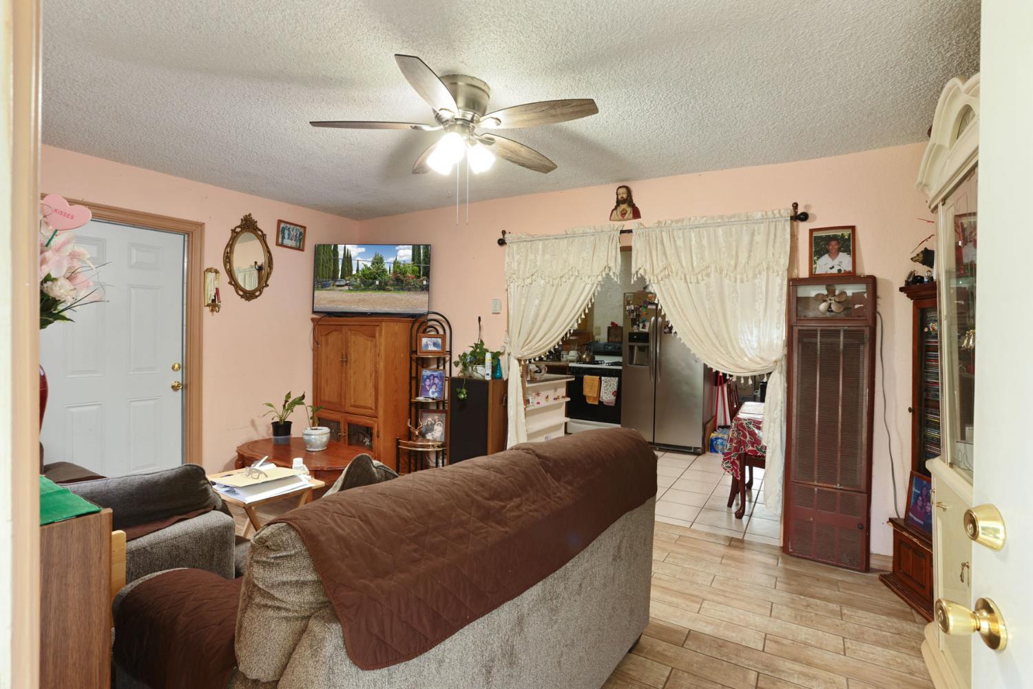 202 Olivero Rd, Modesto, CA 95358