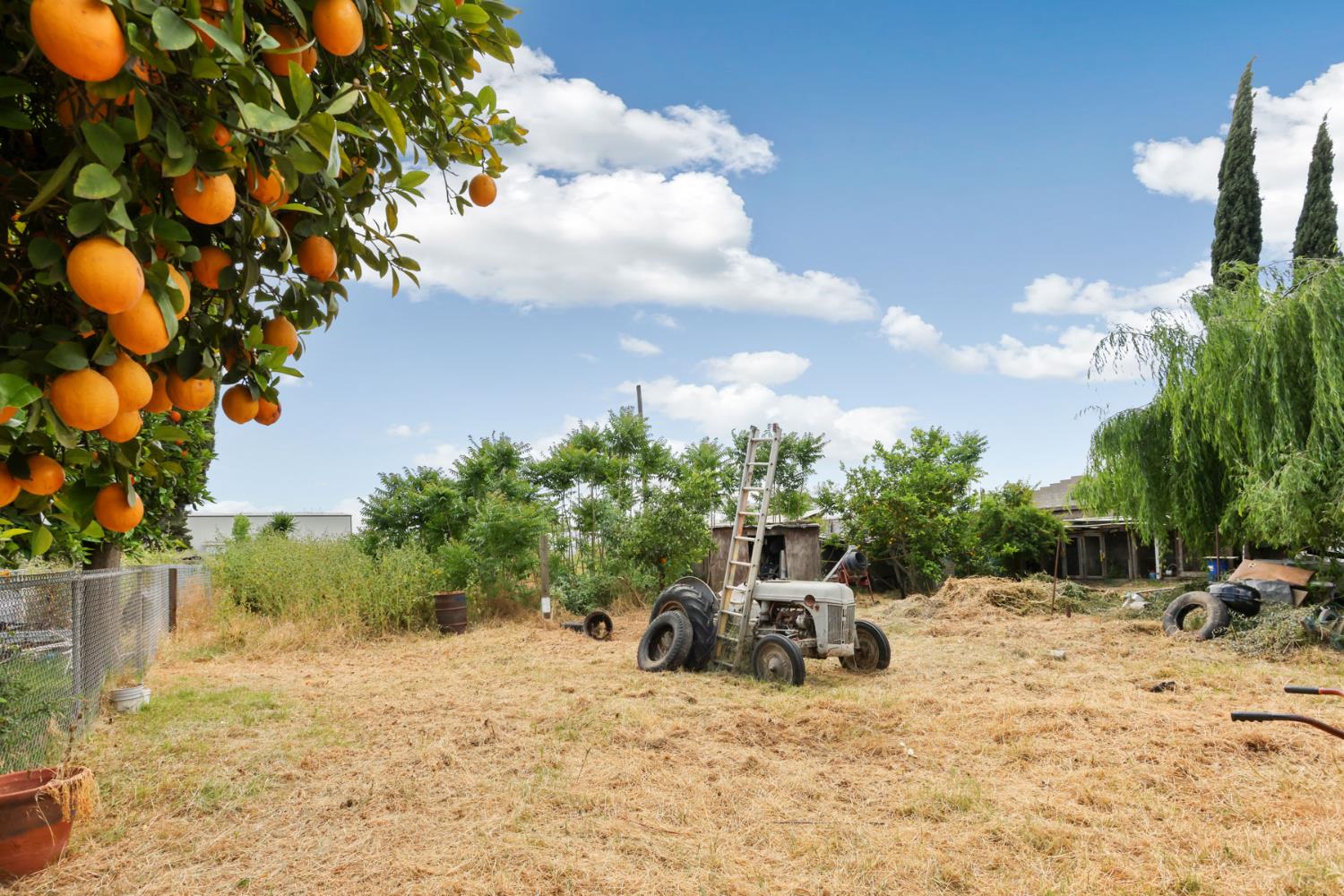 202 Olivero Rd, Modesto, CA 95358