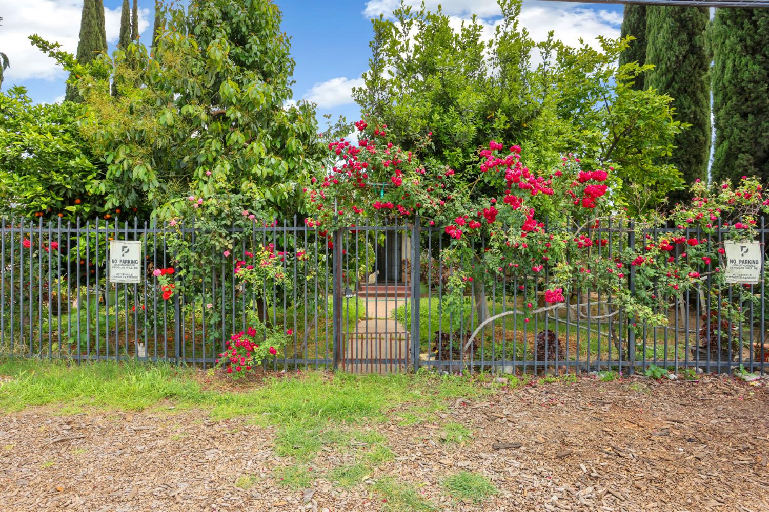 202 Olivero Rd, Modesto, CA 95358