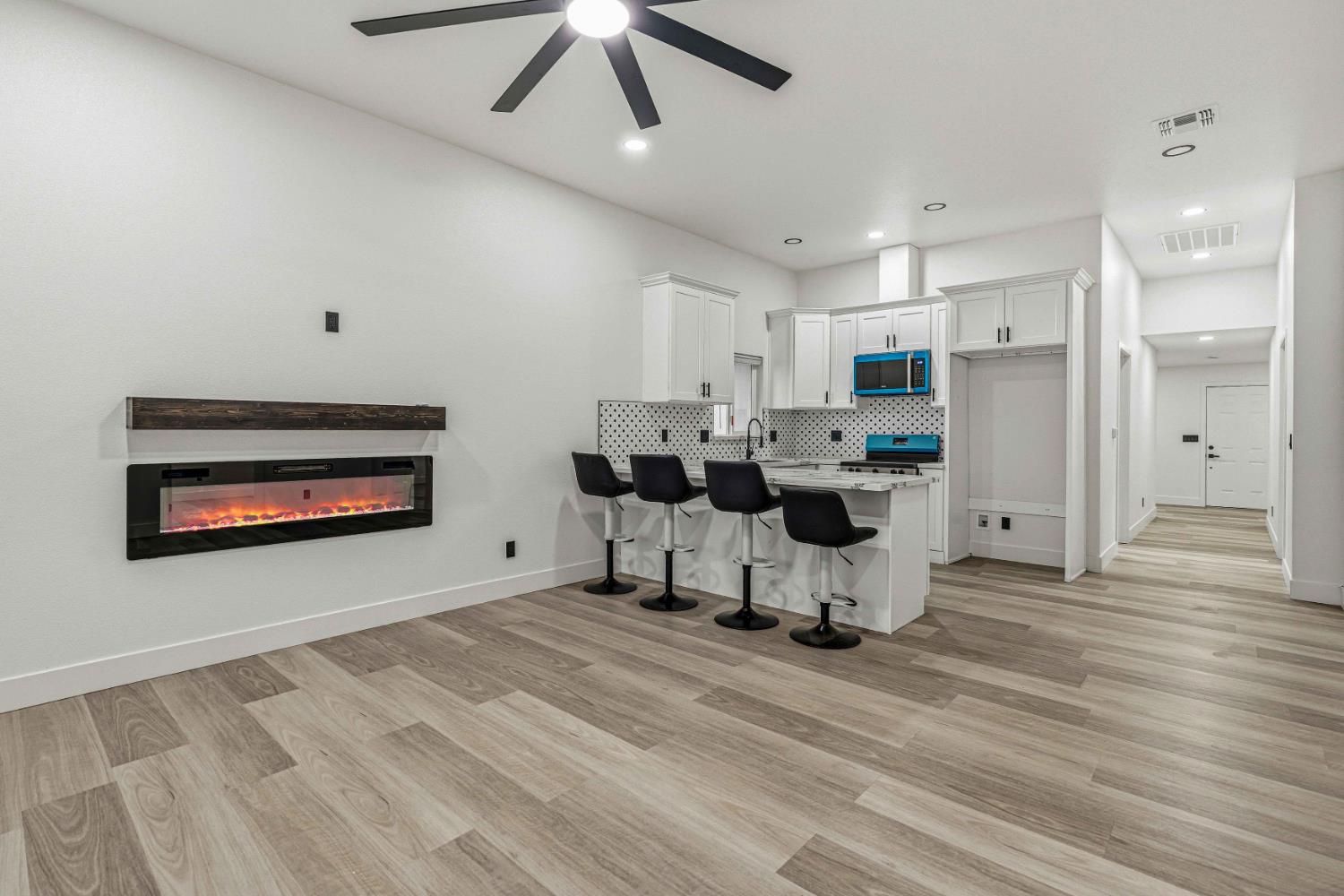 2921 5th St, Ceres, CA 95307