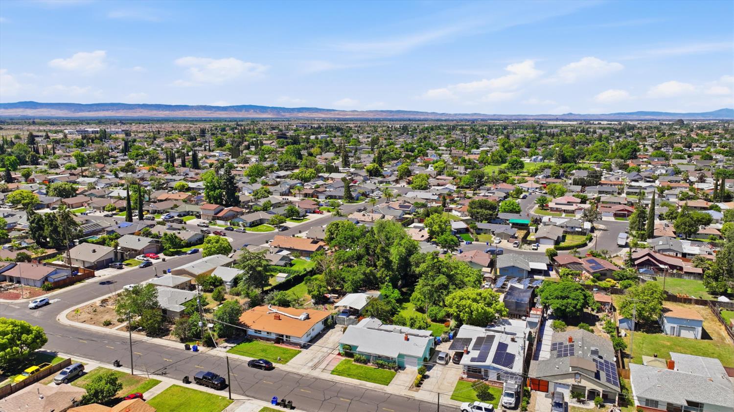 531 Locust Ave, Manteca, CA 95337
