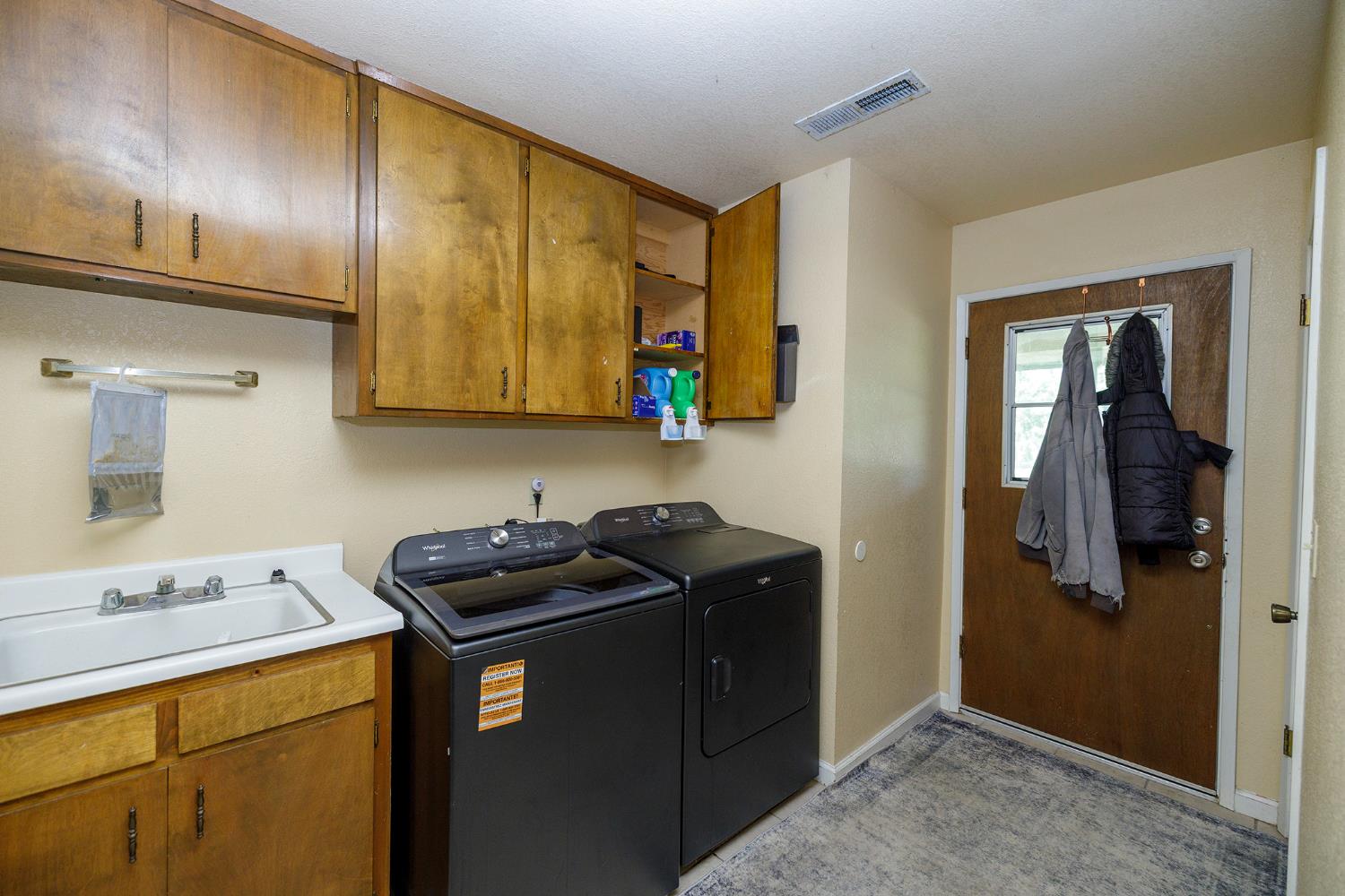 11716 11714 Amsterdam Rd, Winton, CA 95388