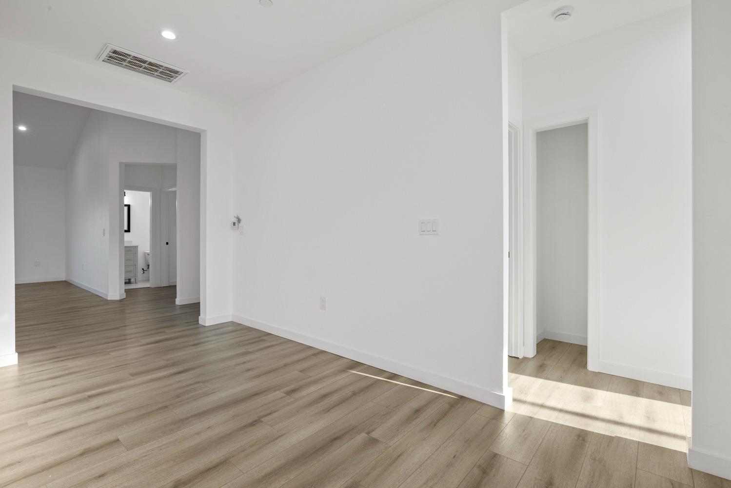 1121 Crater Ave, Modesto, CA 95351