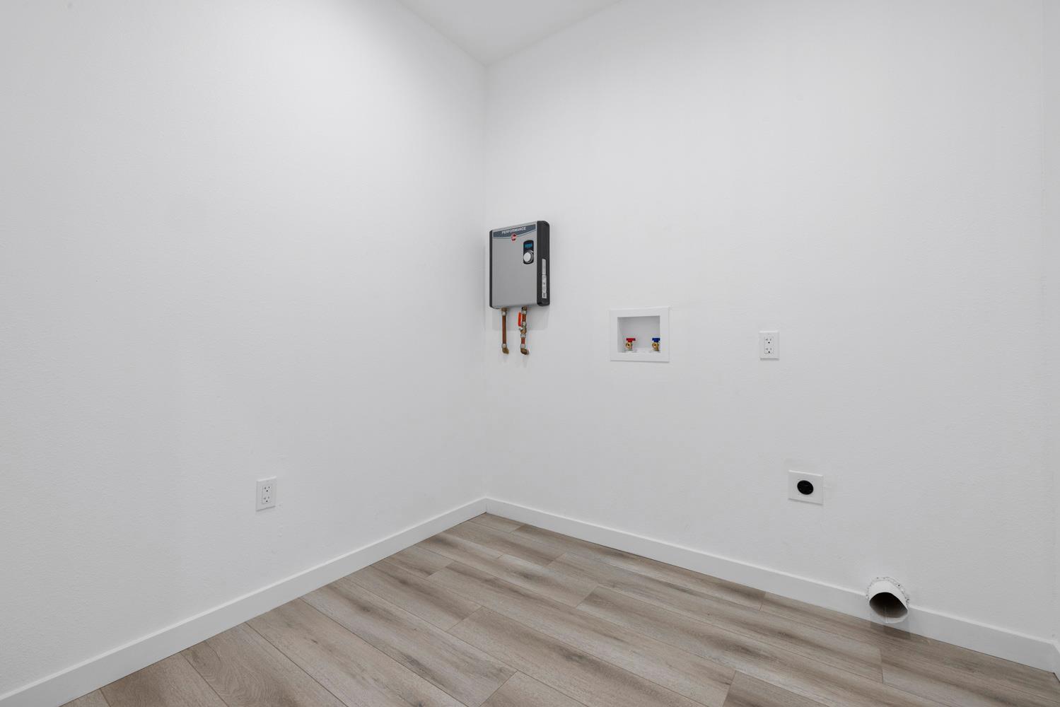 1121 Crater Ave, Modesto, CA 95351