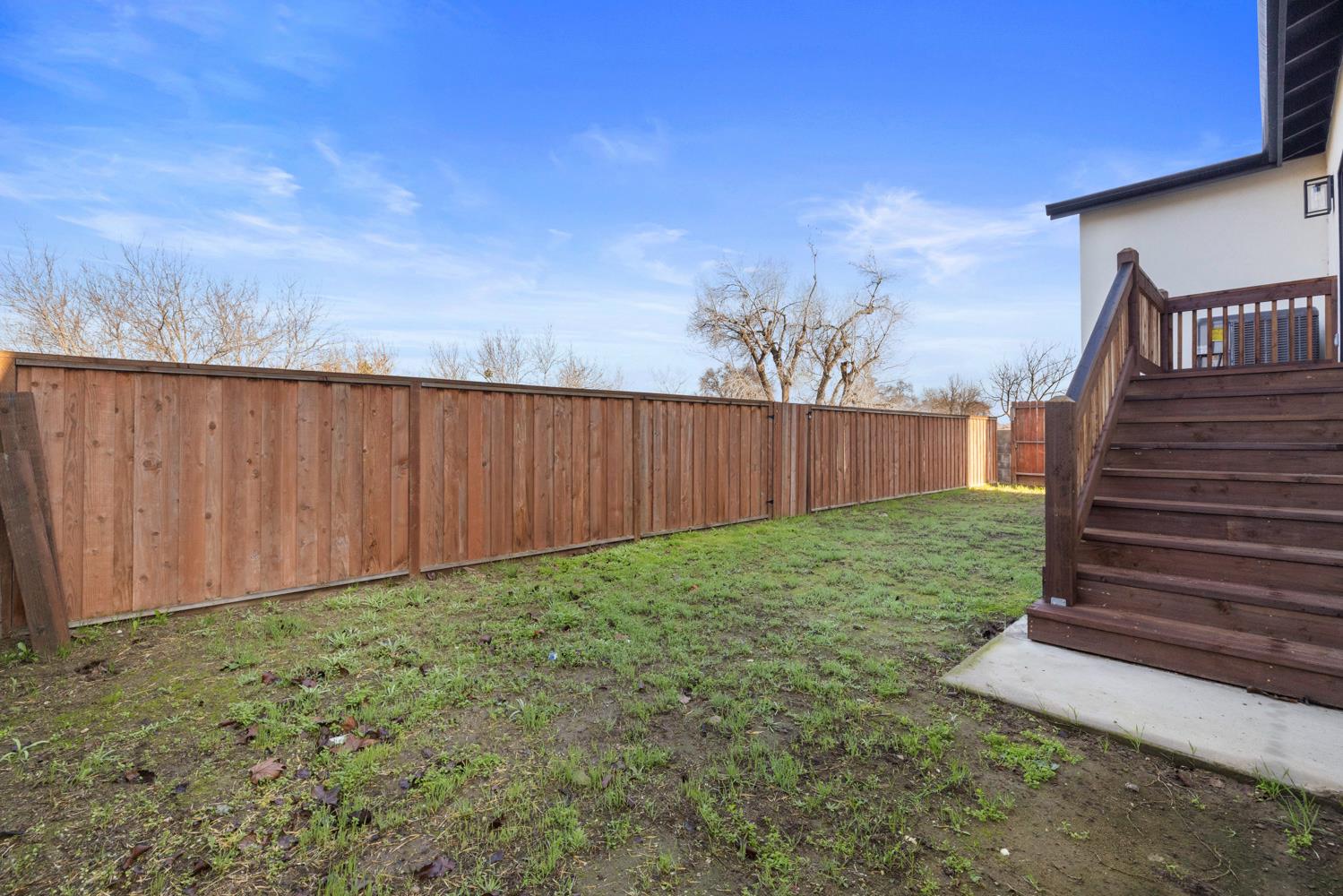 1121 Crater Ave, Modesto, CA 95351