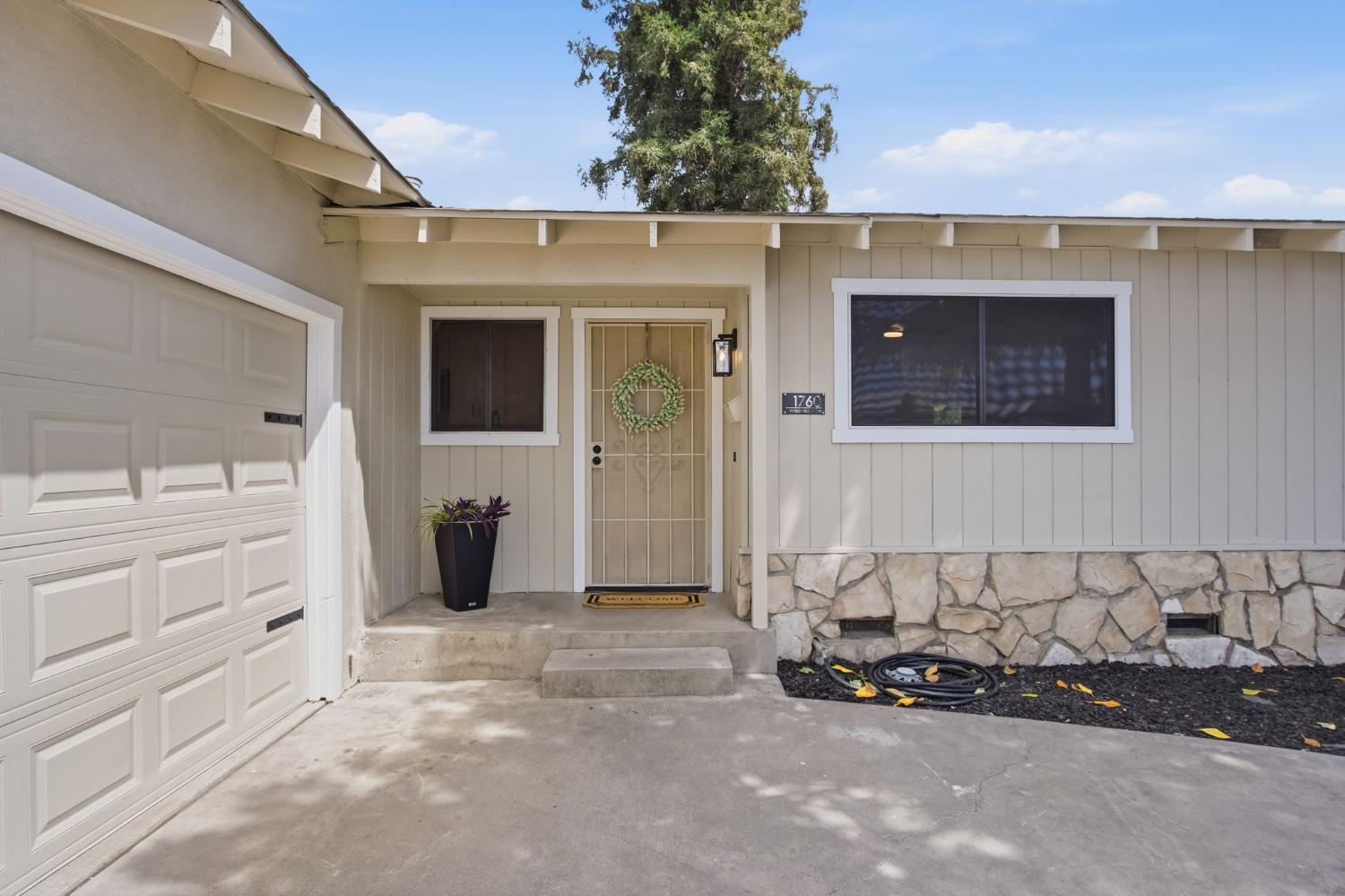 1760 Valparaiso Dr, Turlock, CA 95382