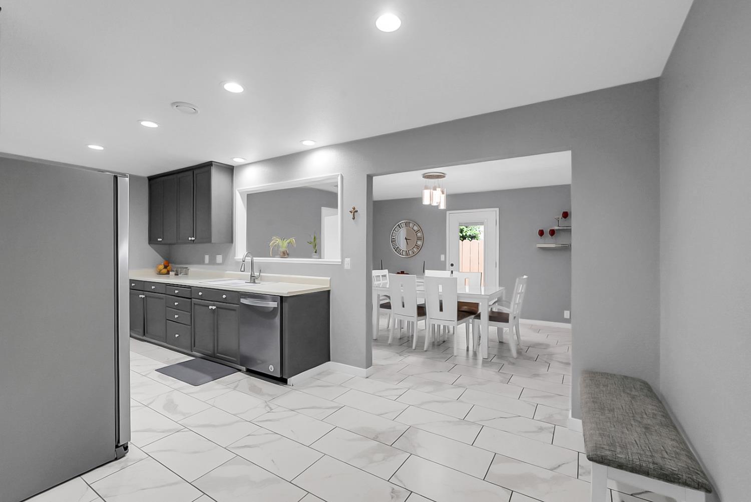 3716 Georgeann Pl, Ceres, CA 95307