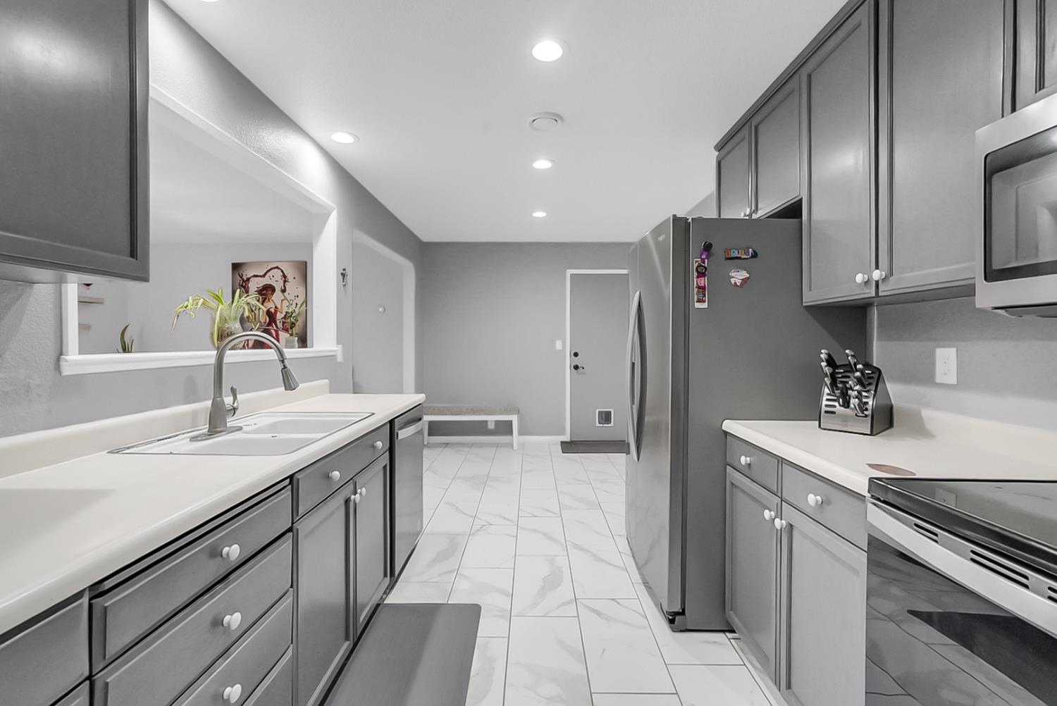 3716 Georgeann Pl, Ceres, CA 95307