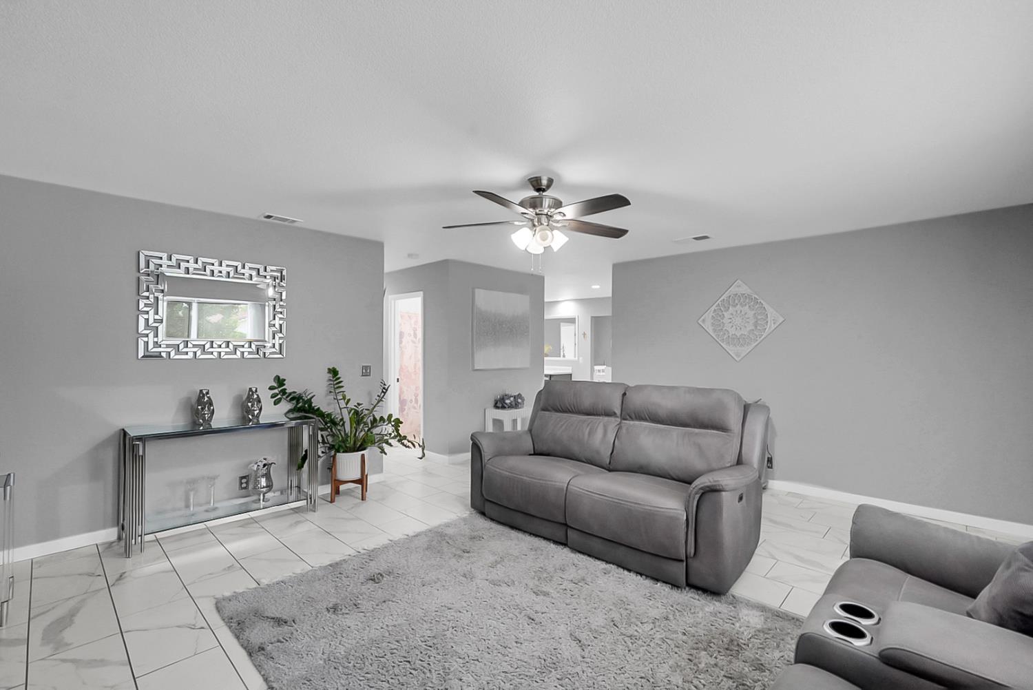 3716 Georgeann Pl, Ceres, CA 95307