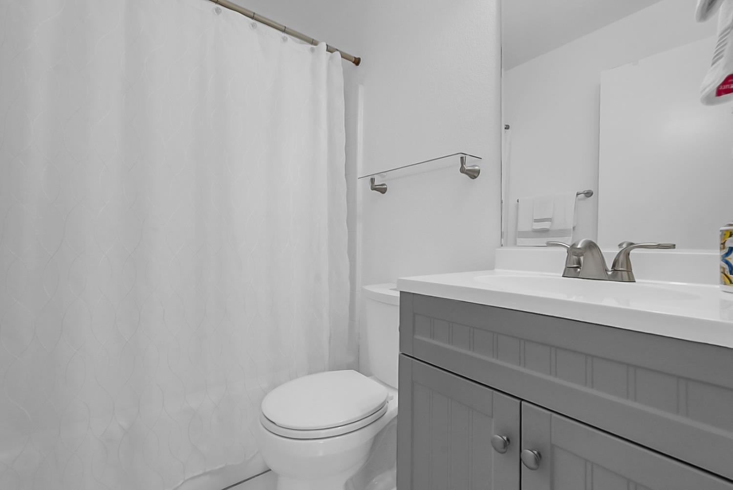 3716 Georgeann Pl, Ceres, CA 95307