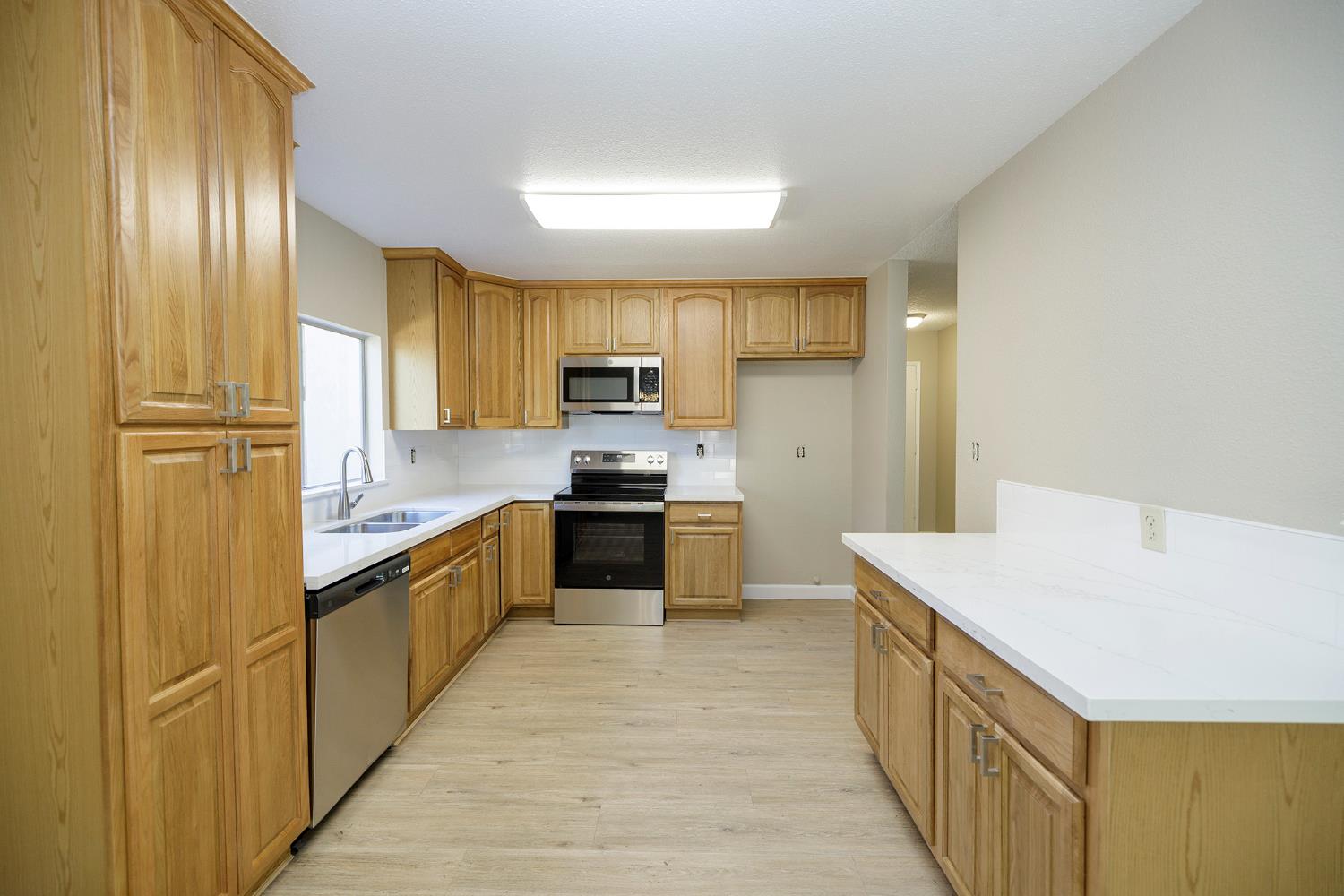 4101 Blue Bird Dr, Modesto, CA 95356