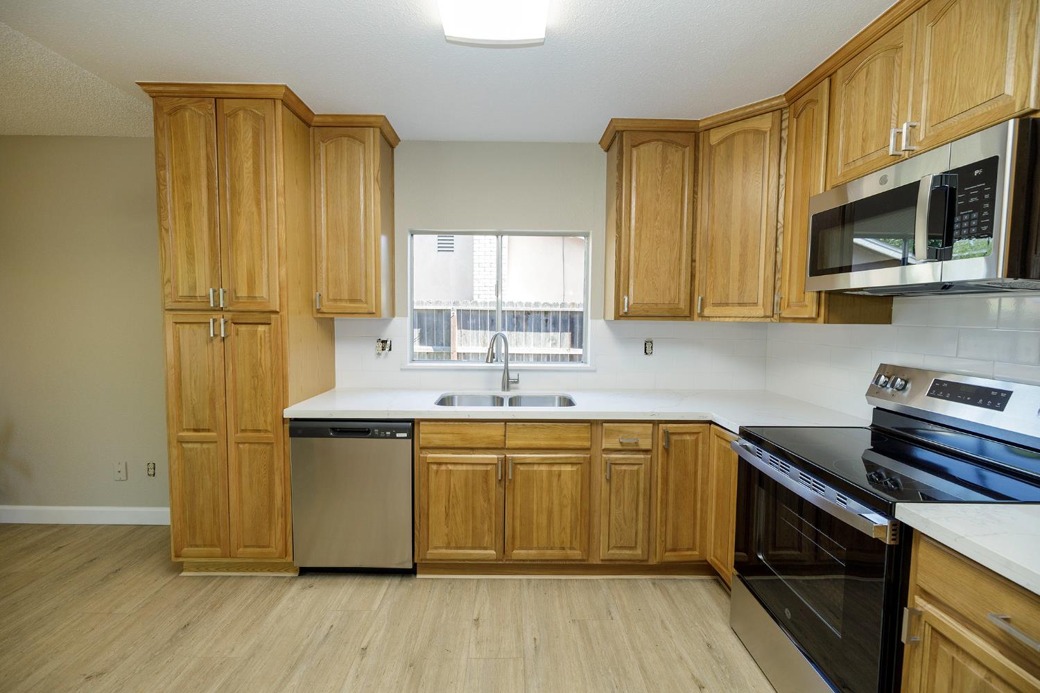 4101 Blue Bird Dr, Modesto, CA 95356