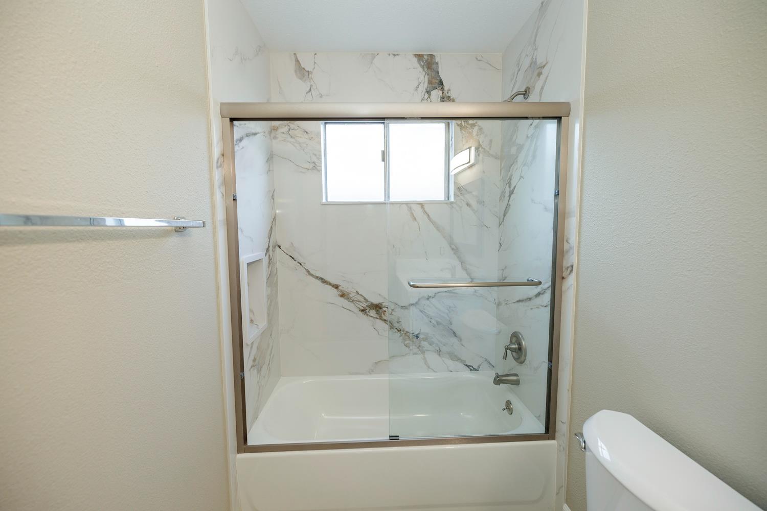 4101 Blue Bird Dr, Modesto, CA 95356