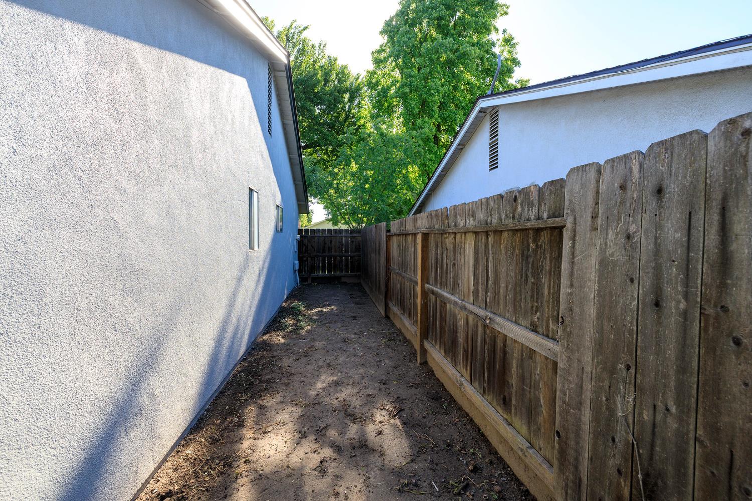 4101 Blue Bird Dr, Modesto, CA 95356